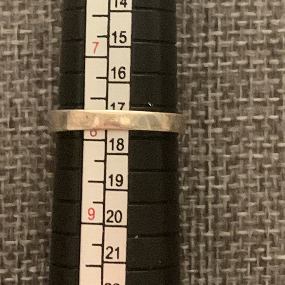 Sterling Silver Ring size 7-3/4 - Picture 6 of 6